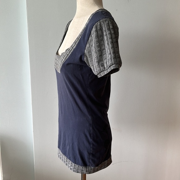Sessa Wearables scoop neck top - Picture 5 of 8